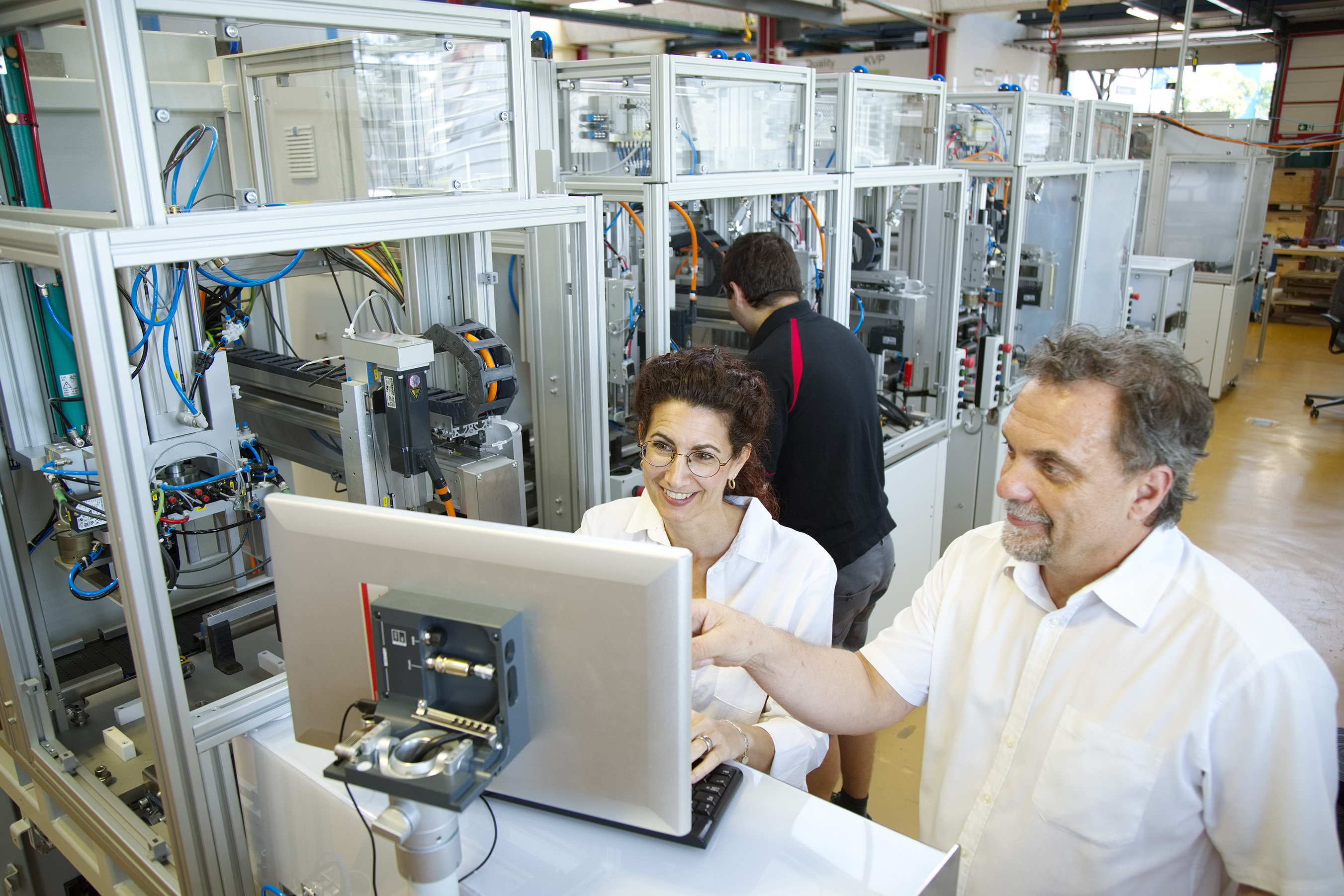 Einzigartige Fertigungs- und Automationslösungen - Interview in der aktuellen Technik